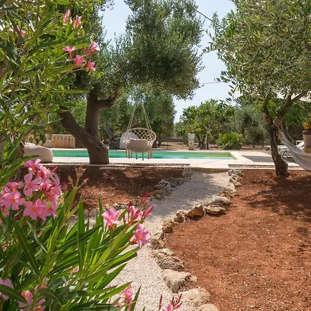 One Mit Pool, Gaestehaus & Glamping * Ostuni