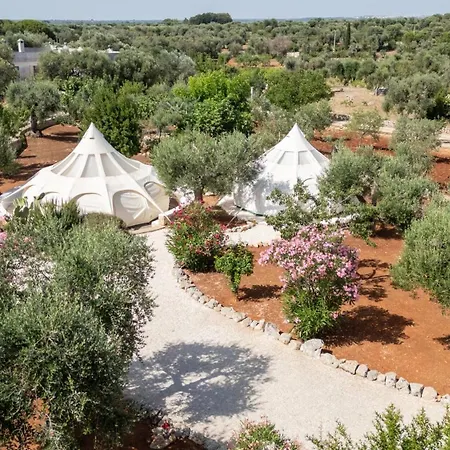 Villa One Mit Pool, Gaestehaus & Glamping