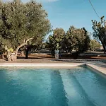 Vila One Mit Pool, Gaestehaus & Glamping