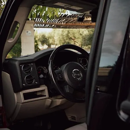 One Mit Pool, Gaestehaus & Glamping *