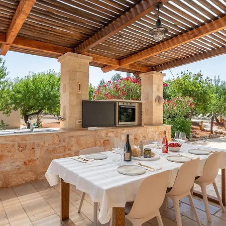 One Mit Pool, Gaestehaus & Glamping