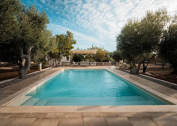 One Mit Pool, Gaestehaus & Glamping *