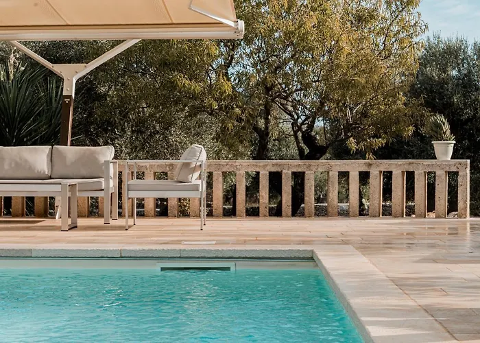 One Mit Pool, Gaestehaus & Glamping Ostuni