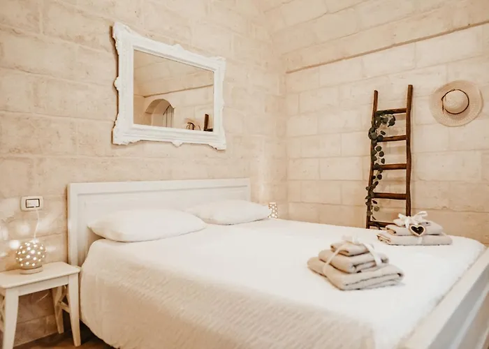 One Mit Pool, Gaestehaus & Glamping * Ostuni