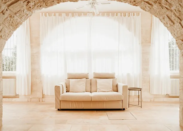 One Mit Pool, Gaestehaus & Glamping Ostuni