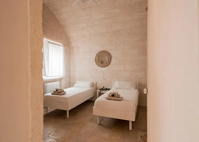 One Mit Pool, Gaestehaus & Glamping * Ostuni