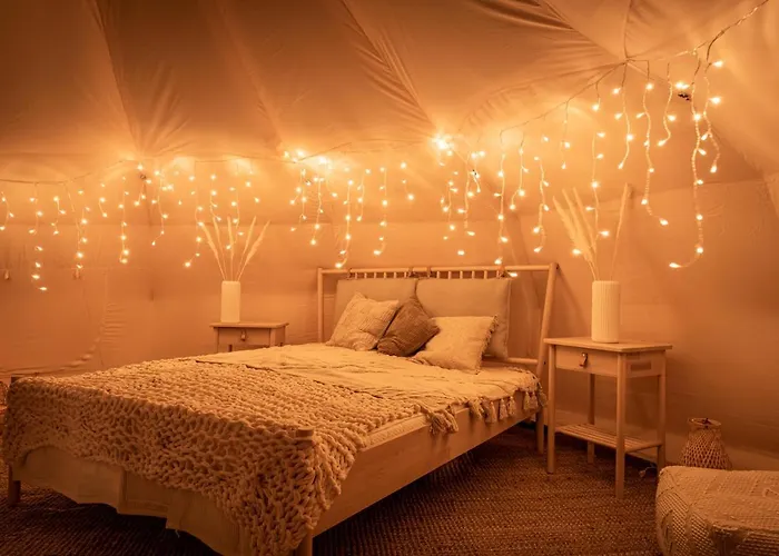 One Mit Pool, Gaestehaus & Glamping Villa Ostuni
