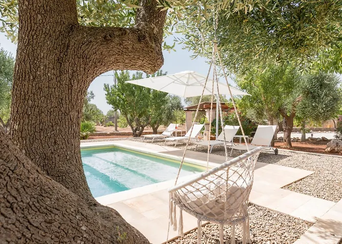 One Mit Pool, Gaestehaus & Glamping Βίλα