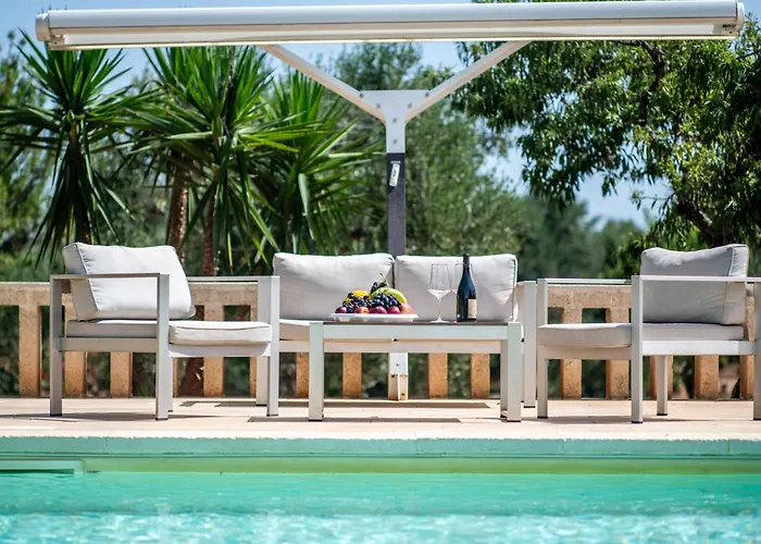 Villa One Mit Pool, Gaestehaus & Glamping Ostuni