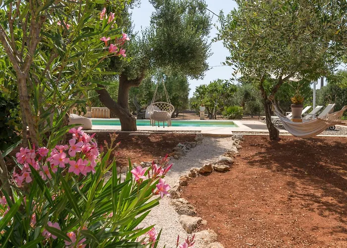 One Mit Pool, Gaestehaus & Glamping * Ostuni