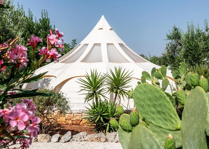 One Mit Pool, Gaestehaus & Glamping Βίλα *