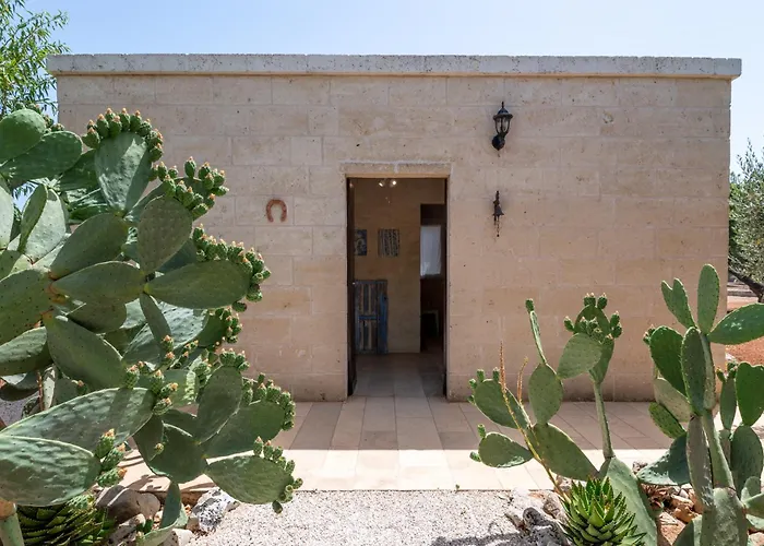 Villa One Mit Pool, Gaestehaus & Glamping *