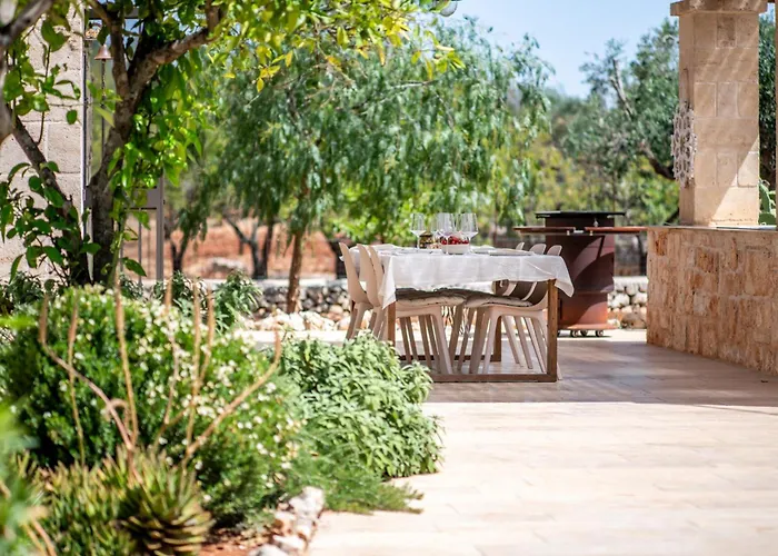 One Mit Pool, Gaestehaus & Glamping * Ostuni
